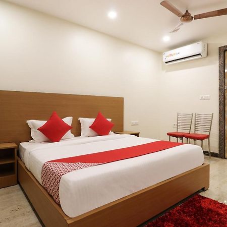 Hotel Oyo 61050 S S K Continental Juhi Bari Exterior foto