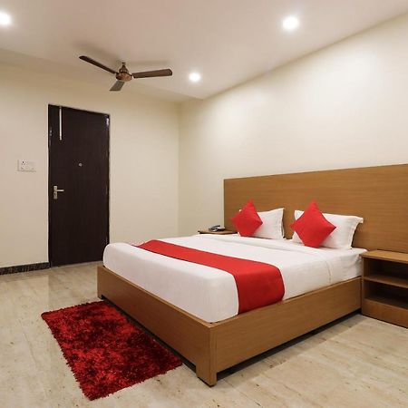 Hotel Oyo 61050 S S K Continental Juhi Bari Exterior foto