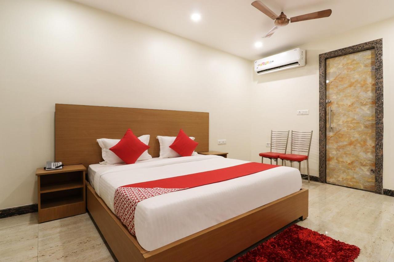 Hotel Oyo 61050 S S K Continental Juhi Bari Exterior foto